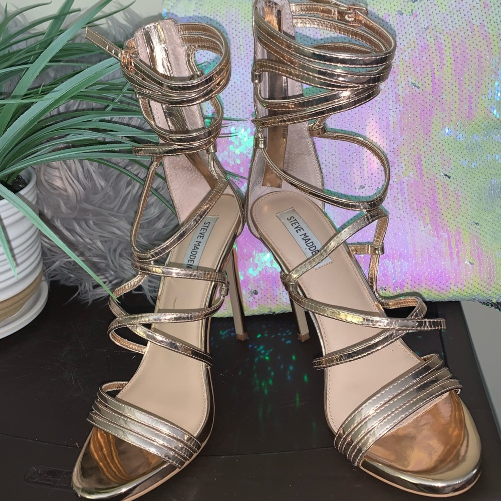 Steve Madden Flaunt Gold Caged Heels!